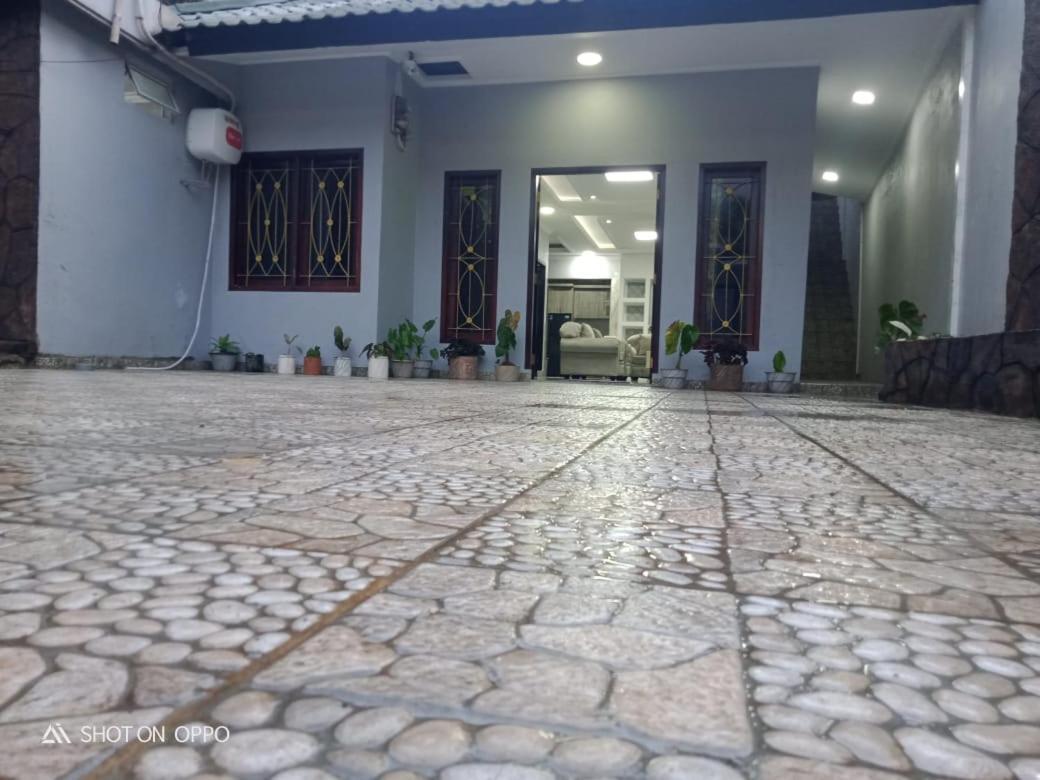 Villa Zamrud Avane Sampal Exterior photo